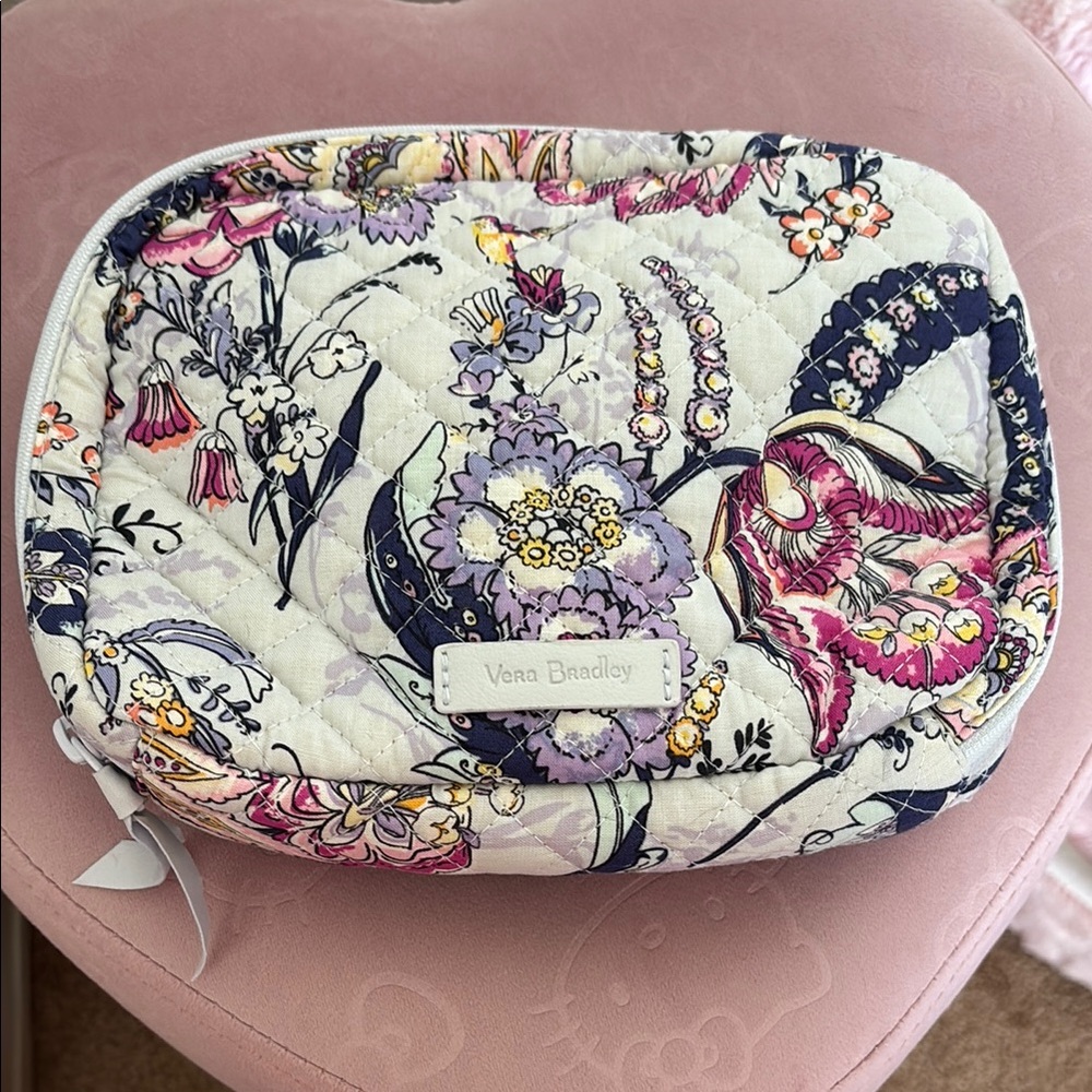 Vera Bradley Cord Organizer - Hummingbird Park